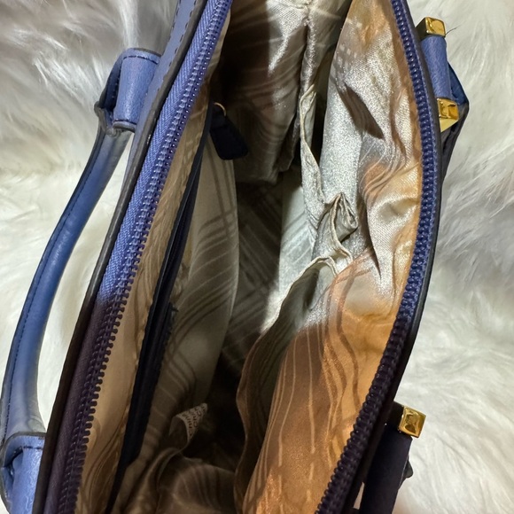 London Fog Elegant Blue Handbag - Picture 4 of 11